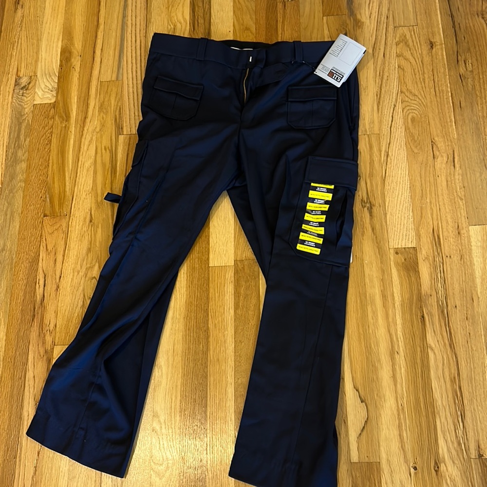 5.11 MENS POLICE CARGO PANTS- NYPD
